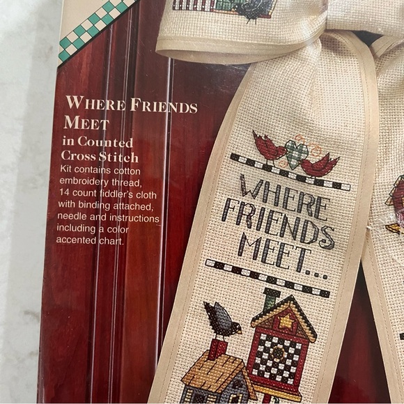 NWT Debbie Mumm Bows Where Friends Meet Counted Cross Stitch Kit - Picture 11 of 14